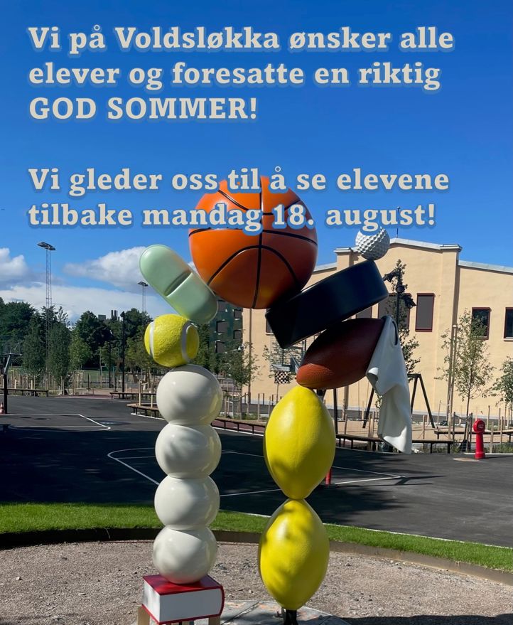Foto: Kjersti Svendsen en statue av en pølse